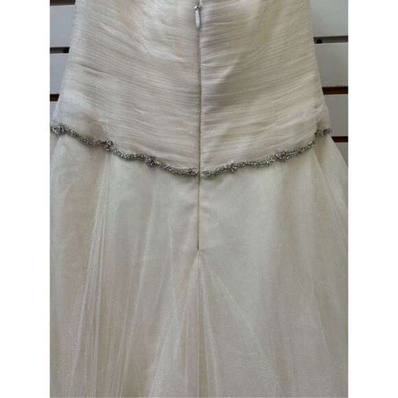 Wtoo Allegra Wedding Dress Gown in Antique White Size 10 (fits like an 8) - Picture 10 of 13